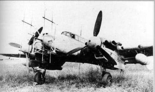Me110G4bR3-2.jpg (43524 Byte)